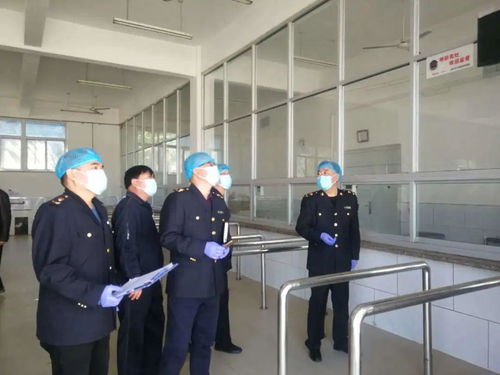 復(fù)學(xué)首日 市場(chǎng)監(jiān)管系統(tǒng)織密校園食品安全與勞動(dòng)防護(hù)用品銷售保障網(wǎng)